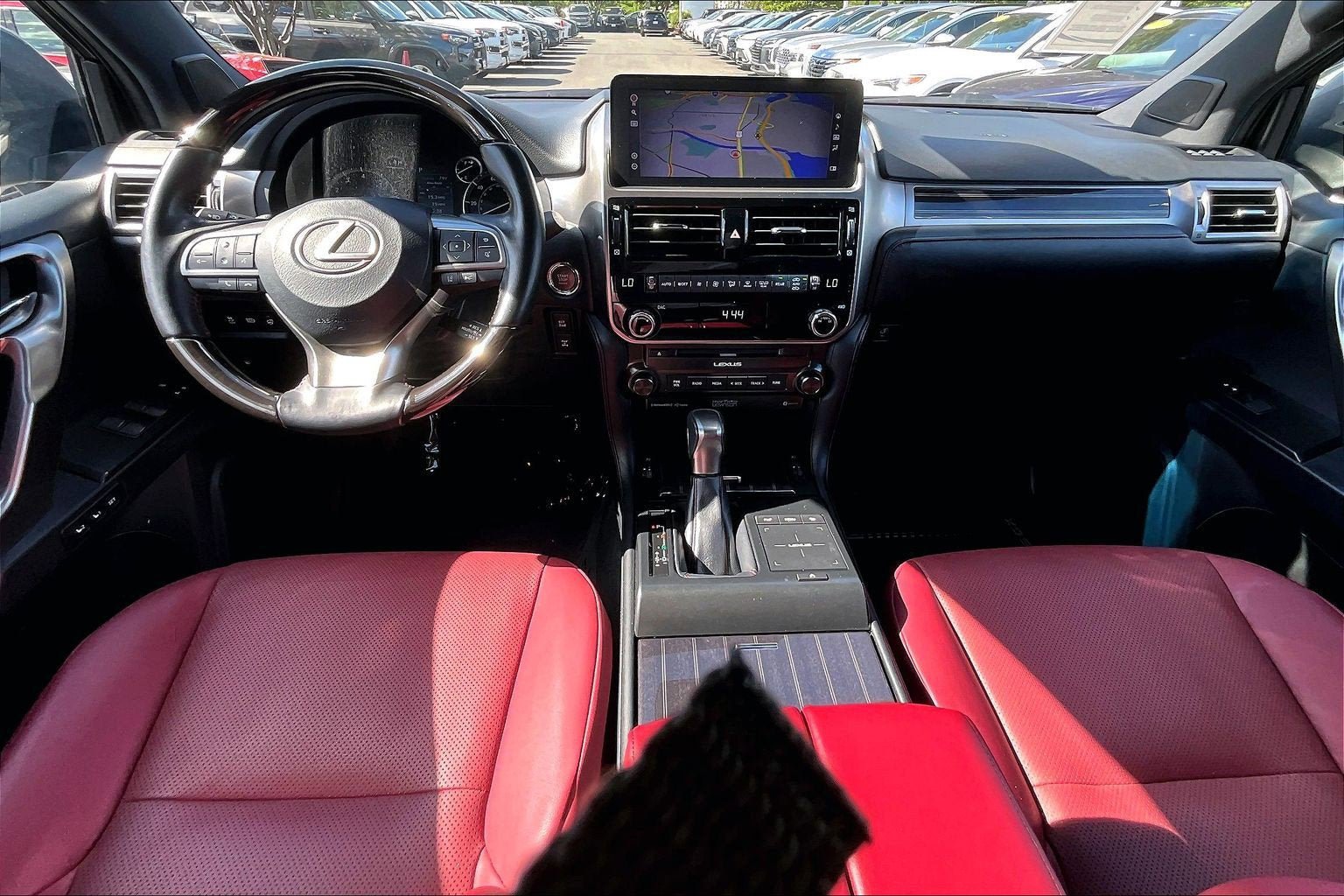 Used 2022 Lexus GX 460 Premium w/ Accessory Package AWD/4WD image 13