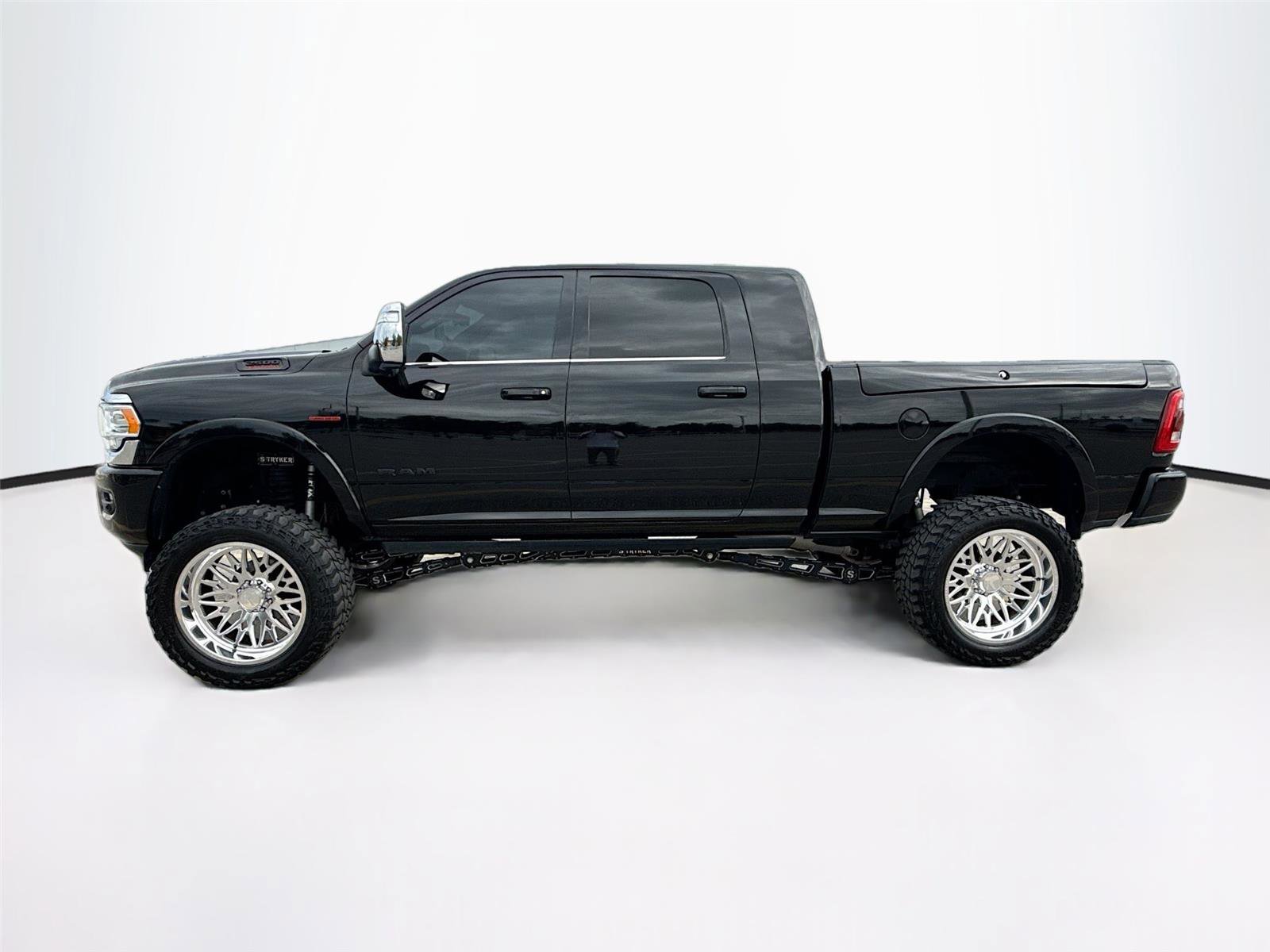 Used 2023 RAM 2500 Limited AWD/4WD image 31