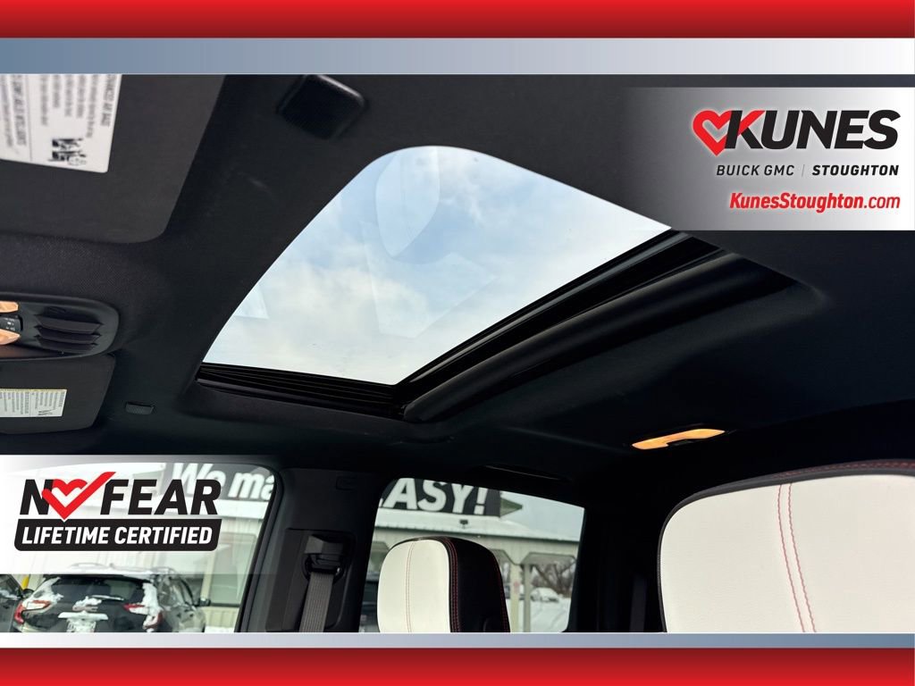 Used 2024 GMC Canyon AT4X image 37