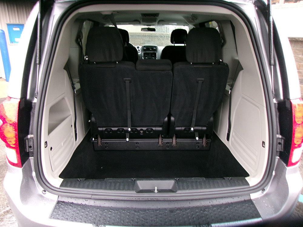 Used 2015 Dodge Grand Caravan SE w/ Quick Order Package 29E SE image 12