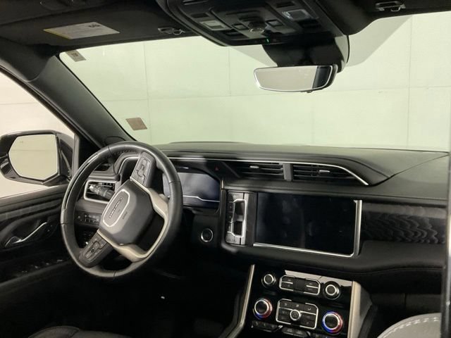 Used 2024 GMC Yukon Denali w/ Denali Reserve Package AWD/4WD image 27