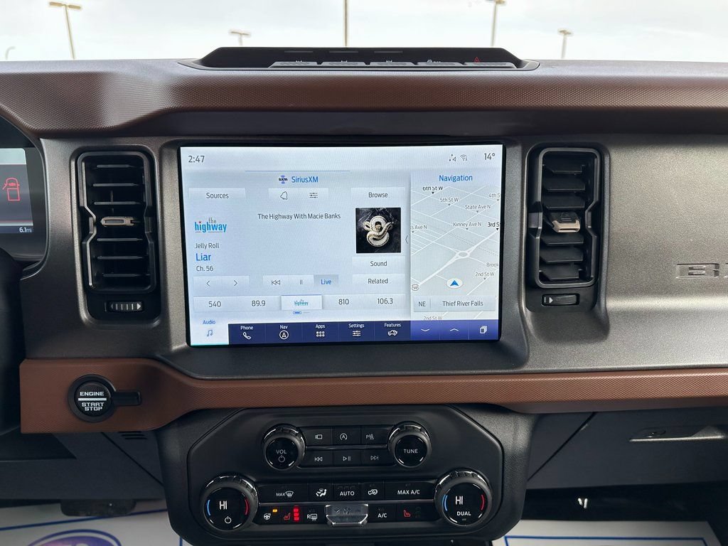 New 2024 Ford Bronco Outer Banks w/ Sasquatch Package AWD/4WD image 15