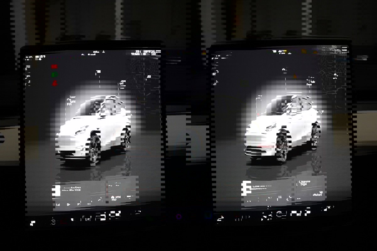 Used 2024 Tesla Model Y Long Range image 28