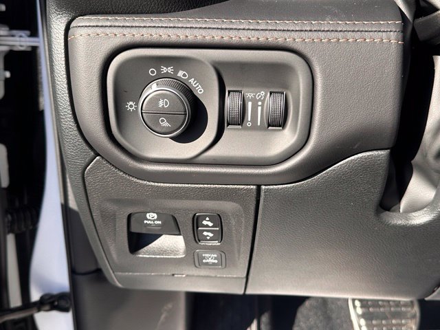 New 2027 RAM 1500 Tungsten AWD/4WD image 17