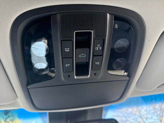 Used 2019 Kia Sorento SX w/ SX Touring Package image 39