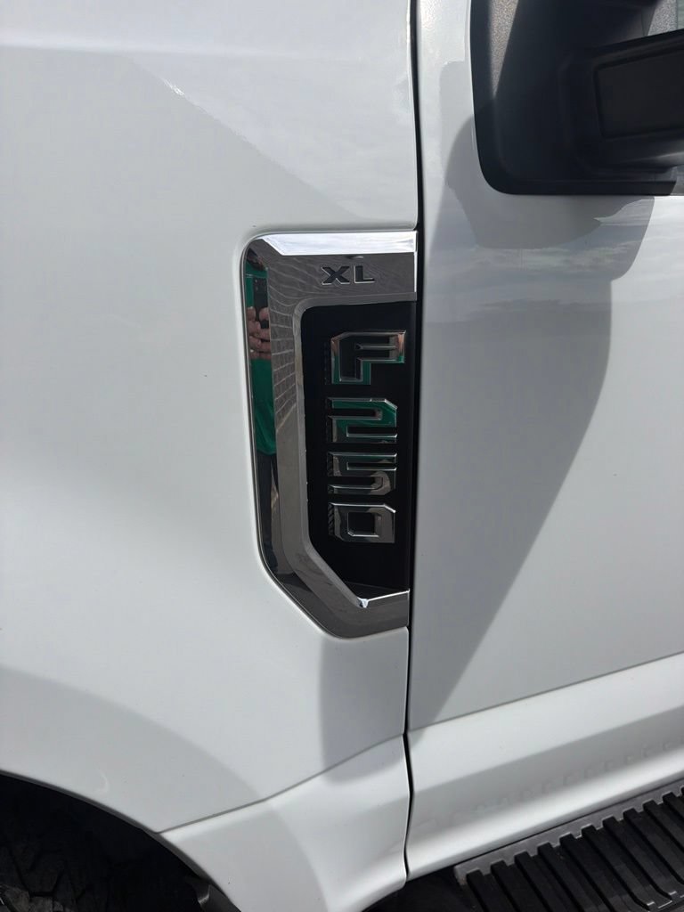 Used 2021 Ford F250 XL w/ Power Equipment Group AWD/4WD image 7