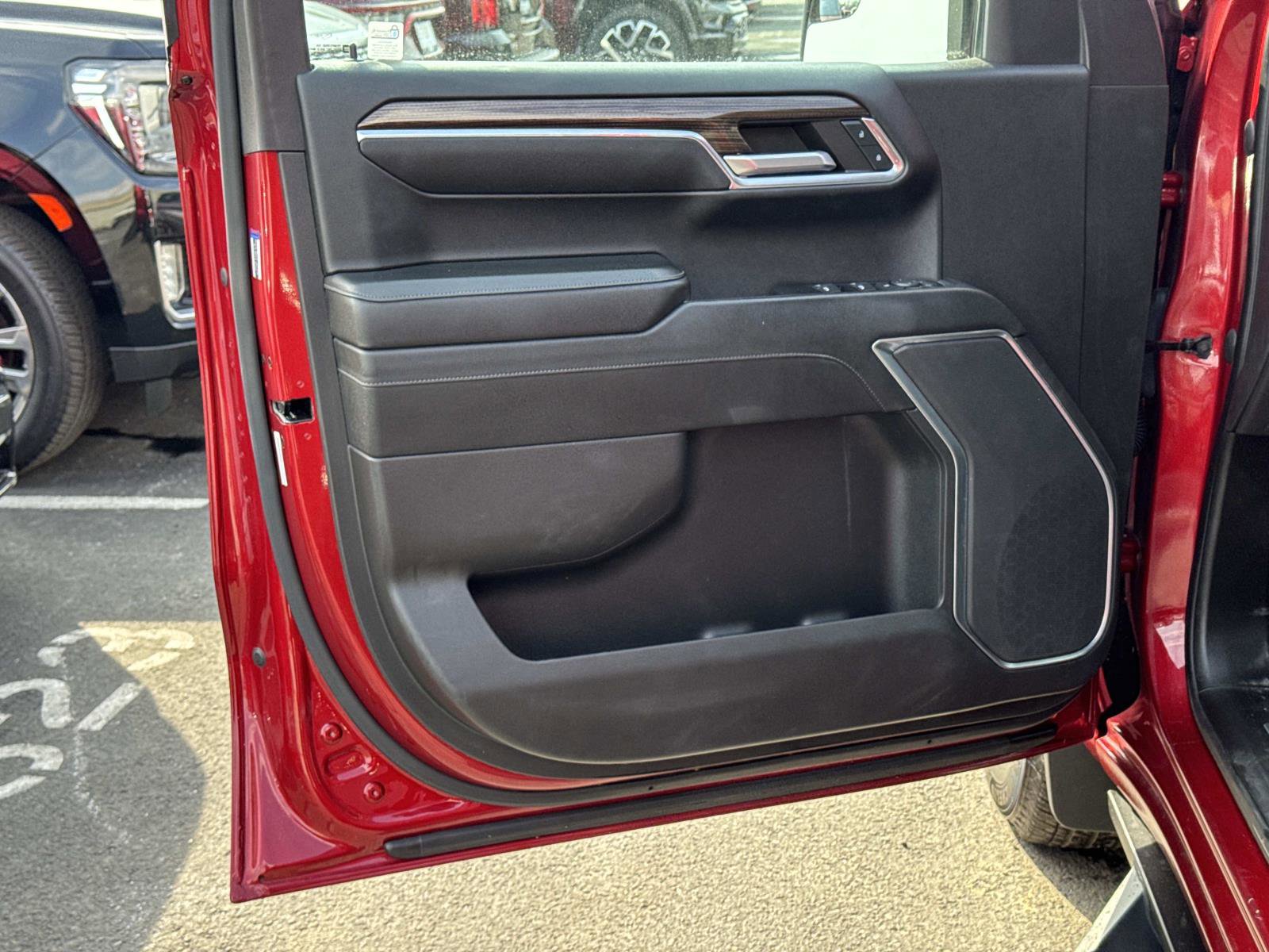 Used 2023 Chevrolet Silverado 1500 LT image 17