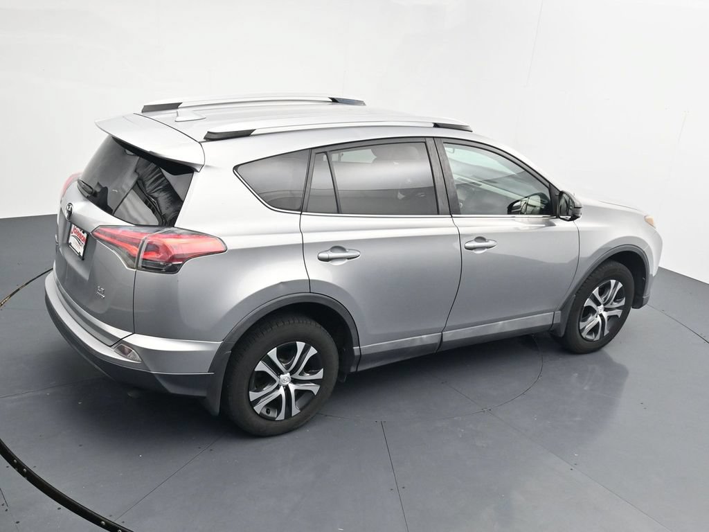 Used 2016 Toyota RAV4 LE AWD/4WD image 31