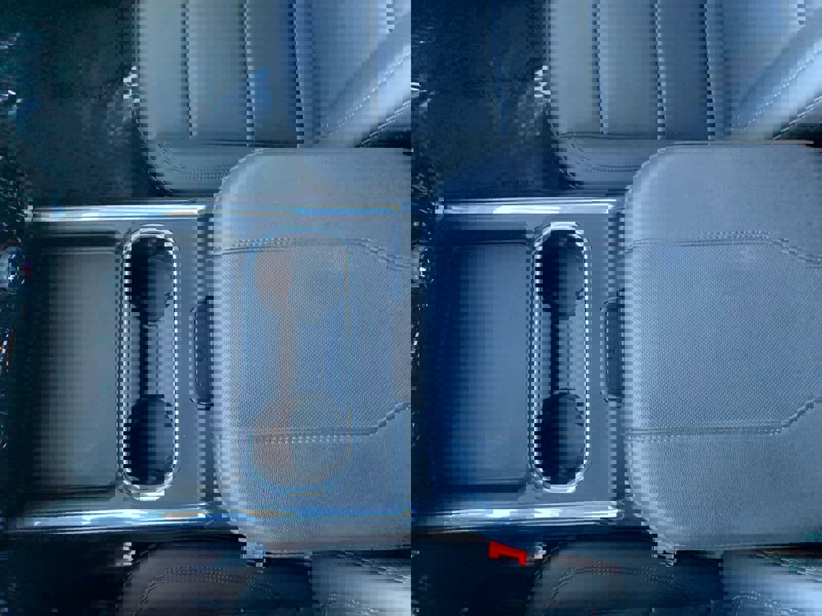 Certified 2025 Chevrolet Silverado 2500 LTZ w/ LTZ Convenience Package image 24