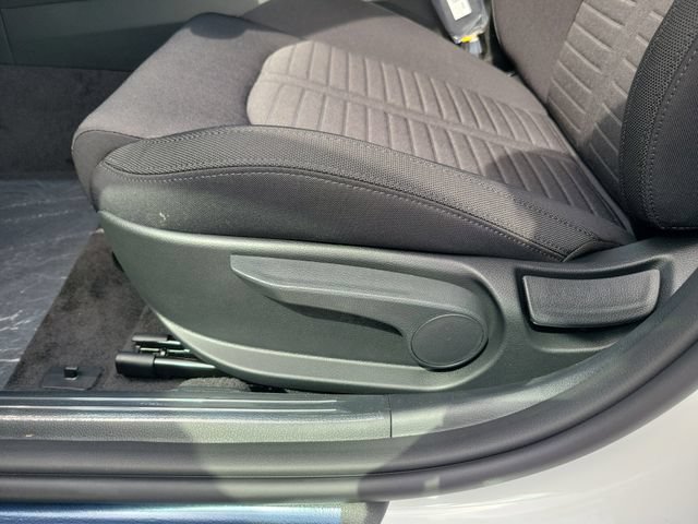 New 2026 Kia K5 LXS FWD image 13