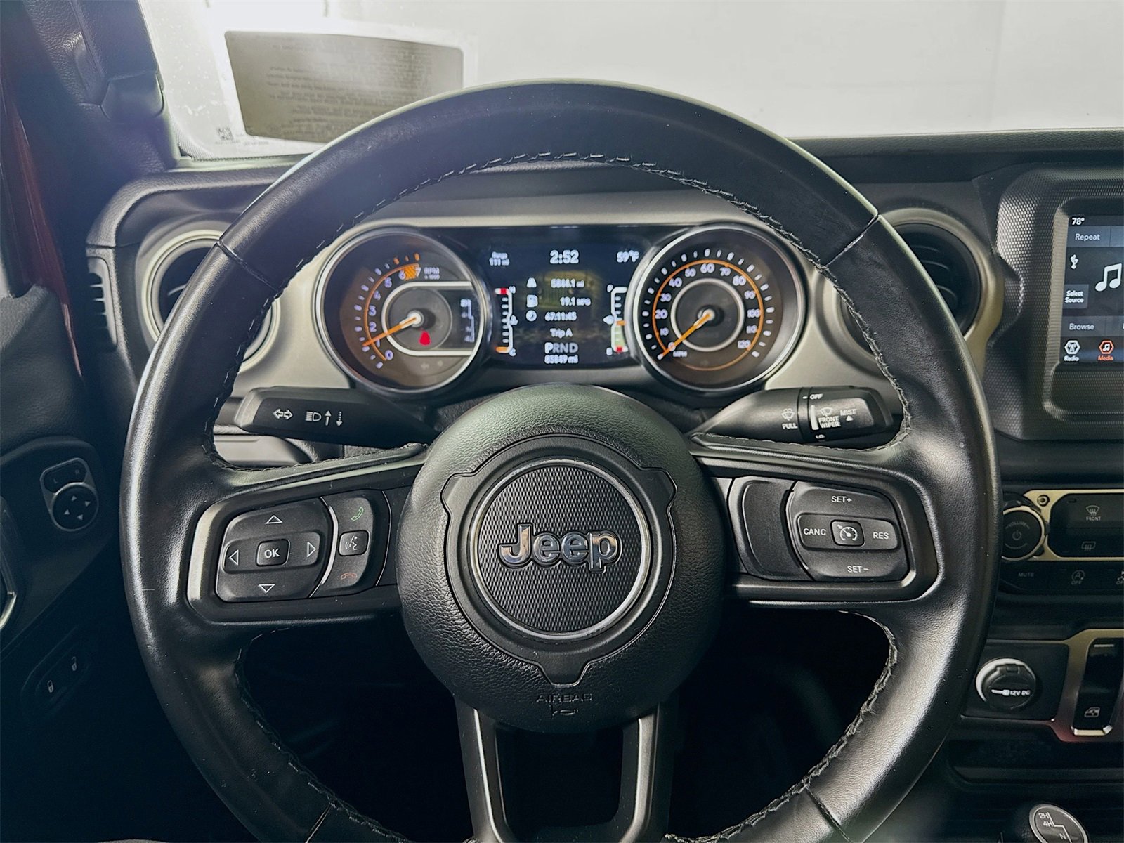 Used 2021 Jeep Wrangler Sport S image 11