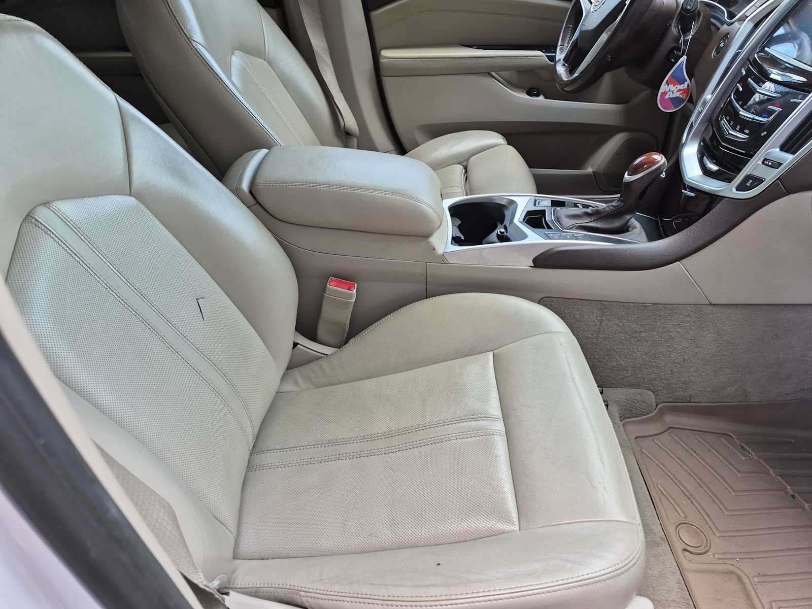 Used 2014 Cadillac SRX Performance w/ Driver Awareness Package FWD image 21