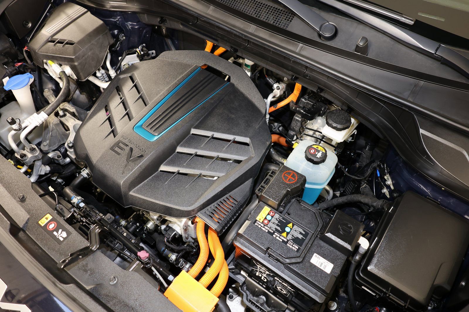 Used 2022 Kia Niro EX Premium w/ Cold Weather Package image 34