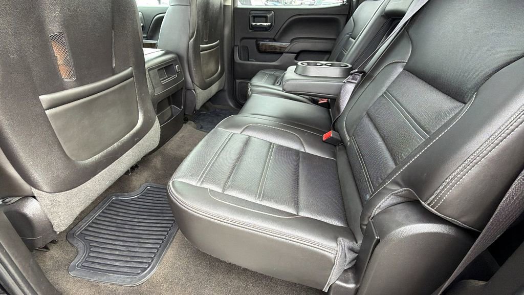 Used 2015 GMC Sierra 2500 Denali w/ Suspension Package, Off-Road image 17