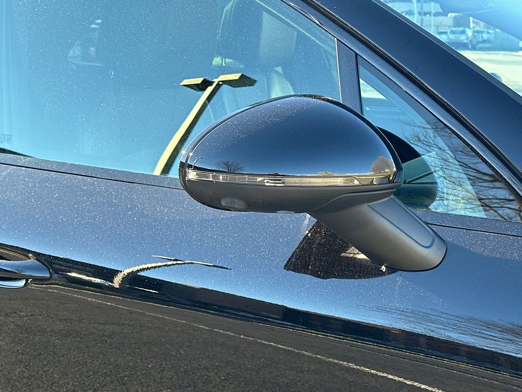 Used 2021 Porsche Macan S image 9