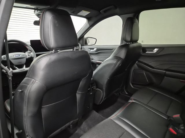 Used 2023 Ford Escape ST-Line w/ Tech Pack #1 FWD image 15