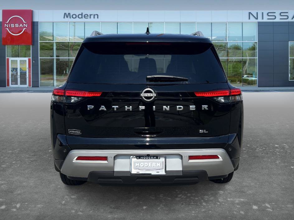 Certified 2025 Nissan Pathfinder SL w/ Cargo Package FWD image 6