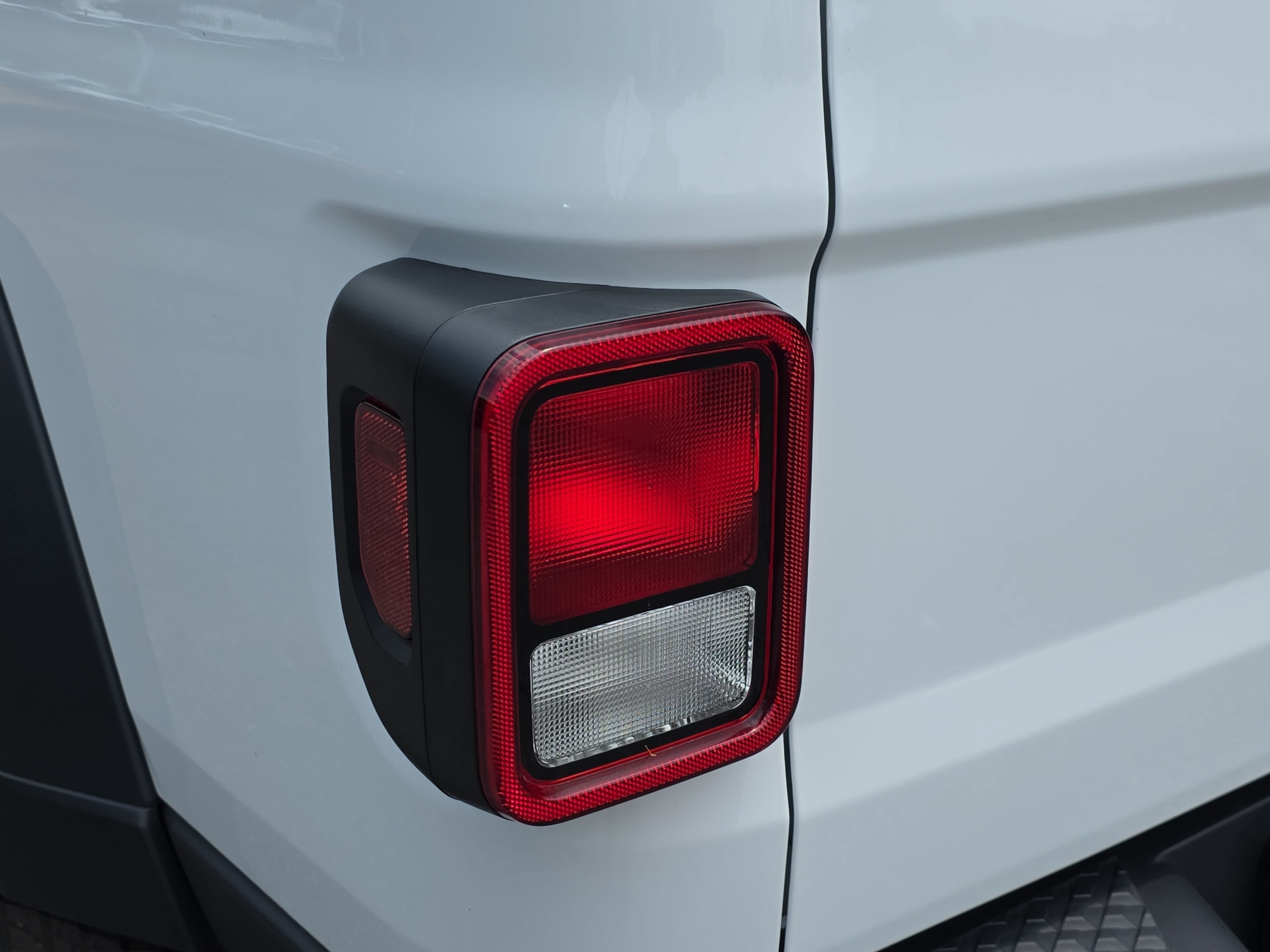 New 2026 Jeep Gladiator Sport AWD/4WD image 30