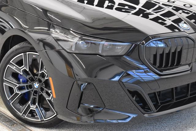 New 2027 BMW i5 xDrive40 w/ M Sport Package AWD/4WD image 31