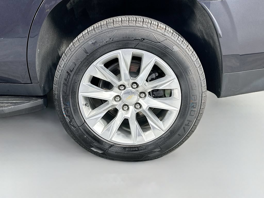 Used 2023 Chevrolet Tahoe Premier AWD/4WD image 34