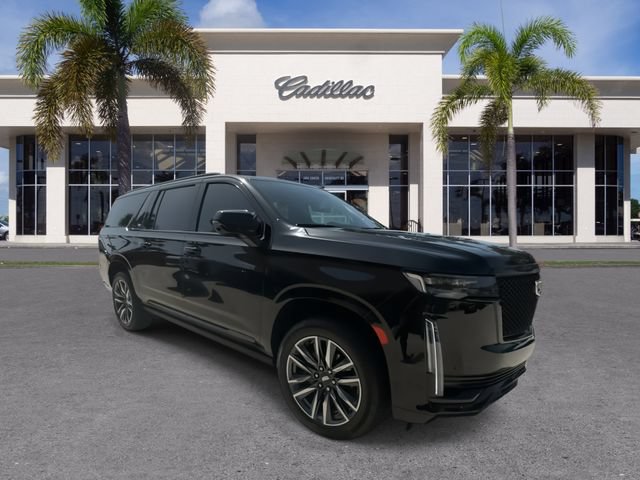 Certified 2022 Cadillac Escalade ESV Sport Platinum RWD image 2