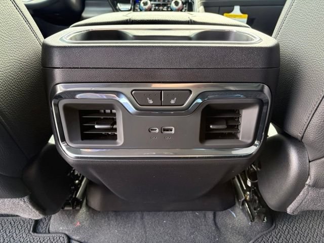 New 2026 GMC Sierra 1500 Denali w/ Technology Package AWD/4WD image 13
