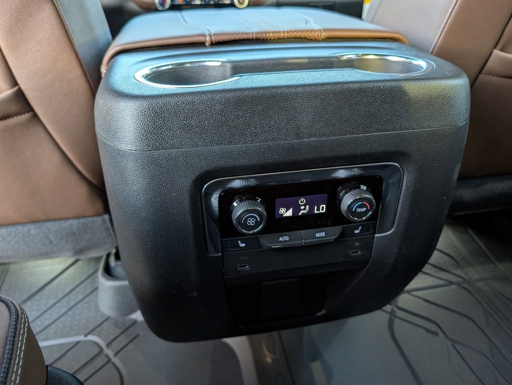 New 2026 Chevrolet Tahoe High Country RWD image 6
