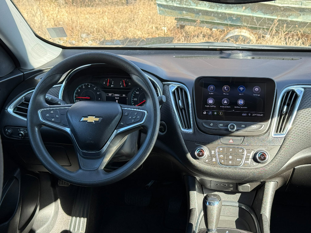 Used 2019 Chevrolet Malibu LT image 17