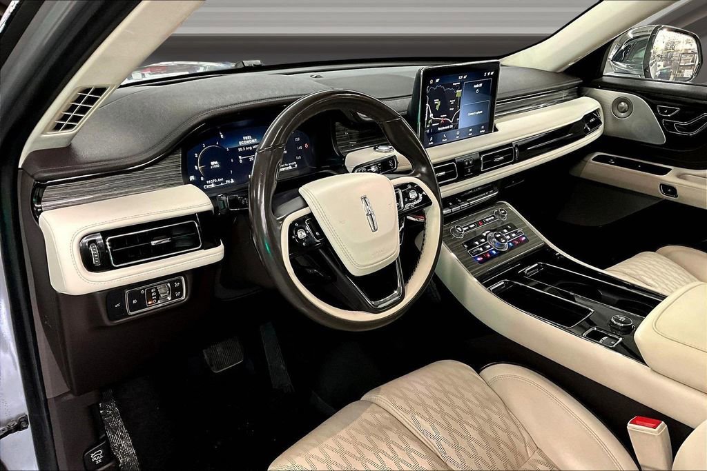 Used 2020 Lincoln Aviator Black Label w/ Dynamic Handling Package image 17