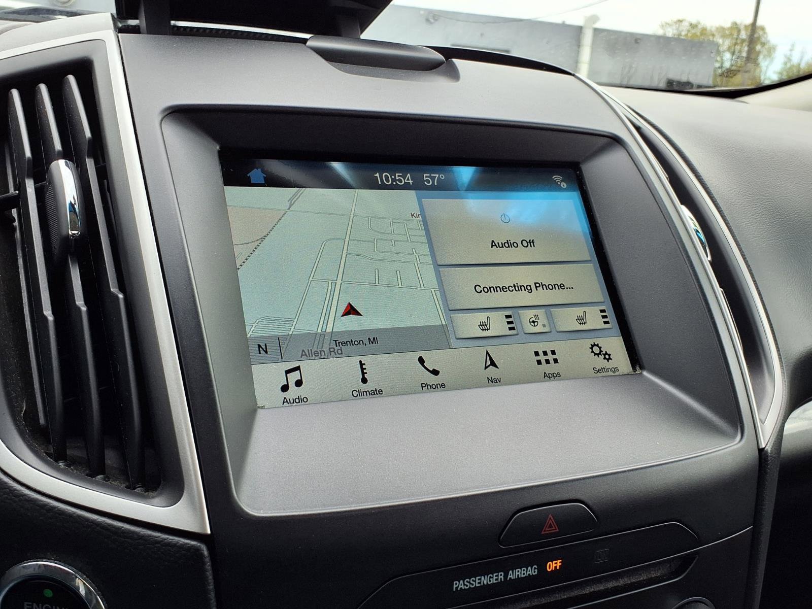 Used 2018 Ford Edge SEL w/ Equipment Group 201A AWD/4WD image 14
