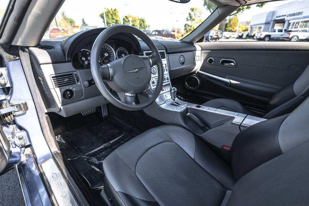 Used 2005 Chrysler Crossfire Limited RWD image 15