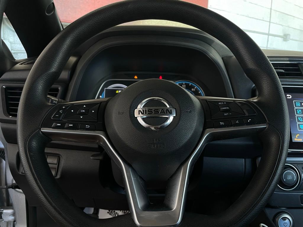Used 2022 Nissan Leaf S image 25