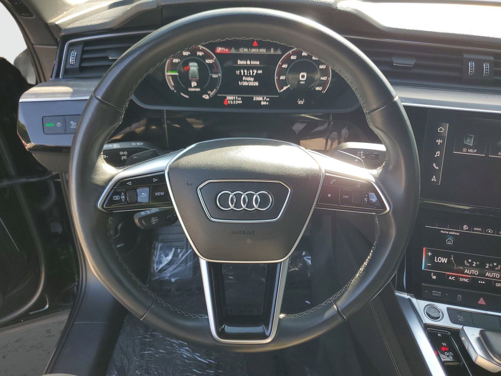 Used 2023 Audi e-tron Premium w/ Convenience Plus Package image 25