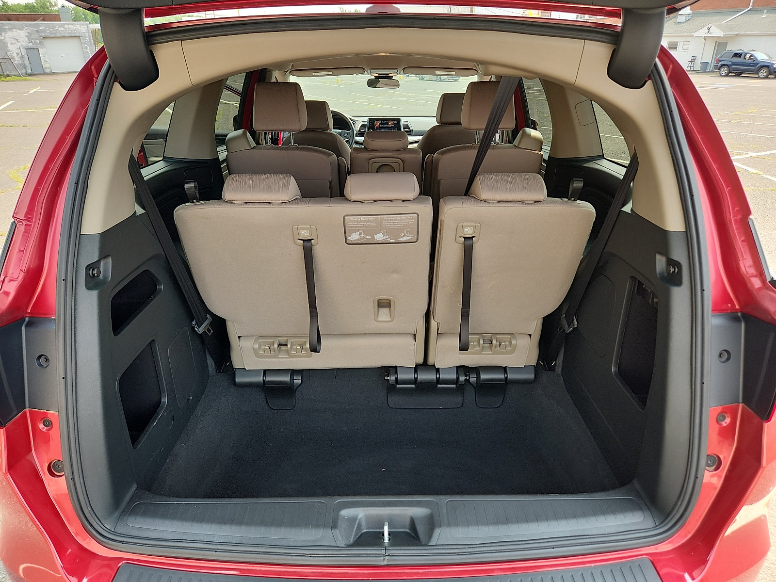 Used 2023 Honda Odyssey EX image 27