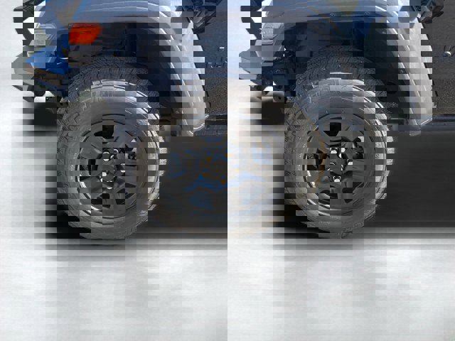 Used 2022 Jeep Wrangler Sport image 9