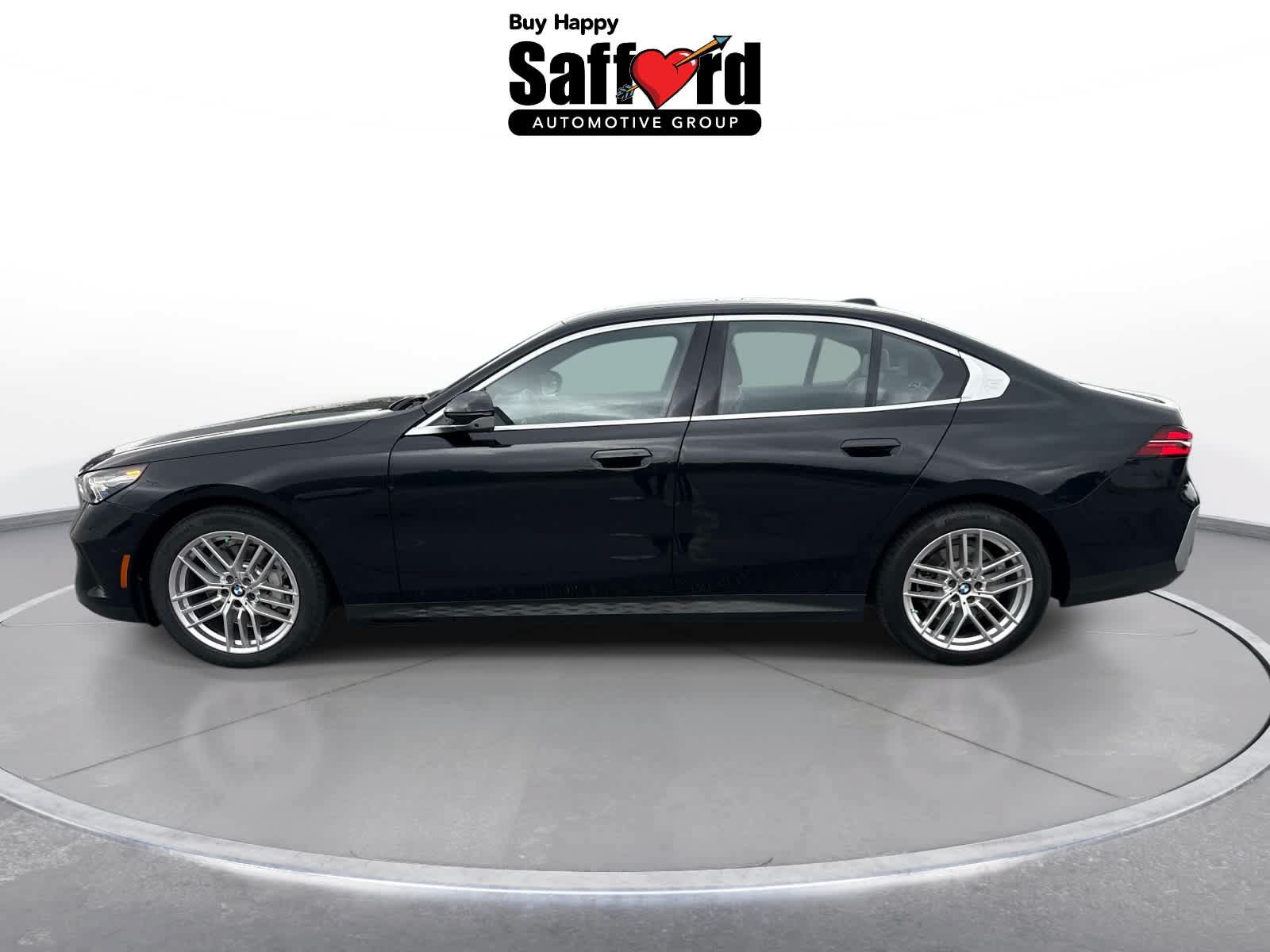 Used 2024 BMW 530i xDrive w/ Premium Package AWD/4WD image 9