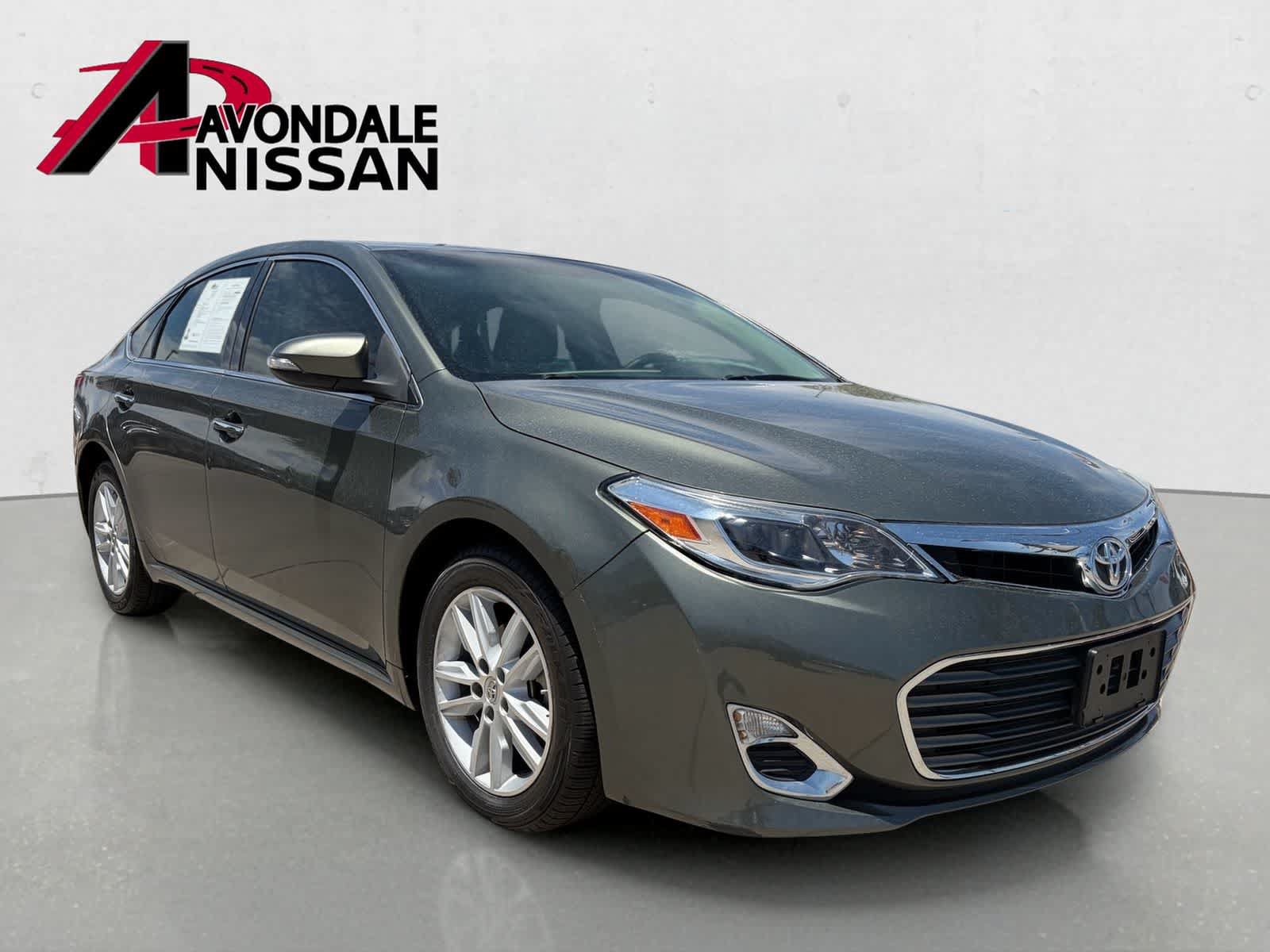 Used 2013 Toyota Avalon XLE Premium FWD image 8