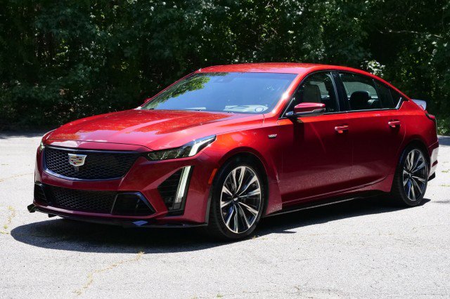 Used 2022 Cadillac CT5 V Blackwing w/ Carbon Fiber Package 2 RWD image 6
