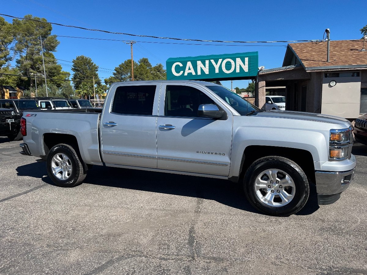 Used 2015 Chevrolet Silverado 1500 LTZ Z71 w/ LTZ Plus Package AWD/4WD image 2