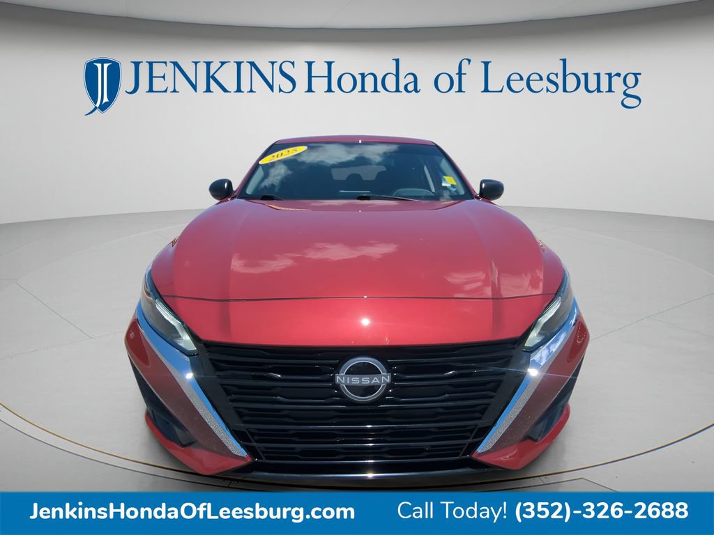 Used 2025 Nissan Altima 2.5 SV FWD image 9