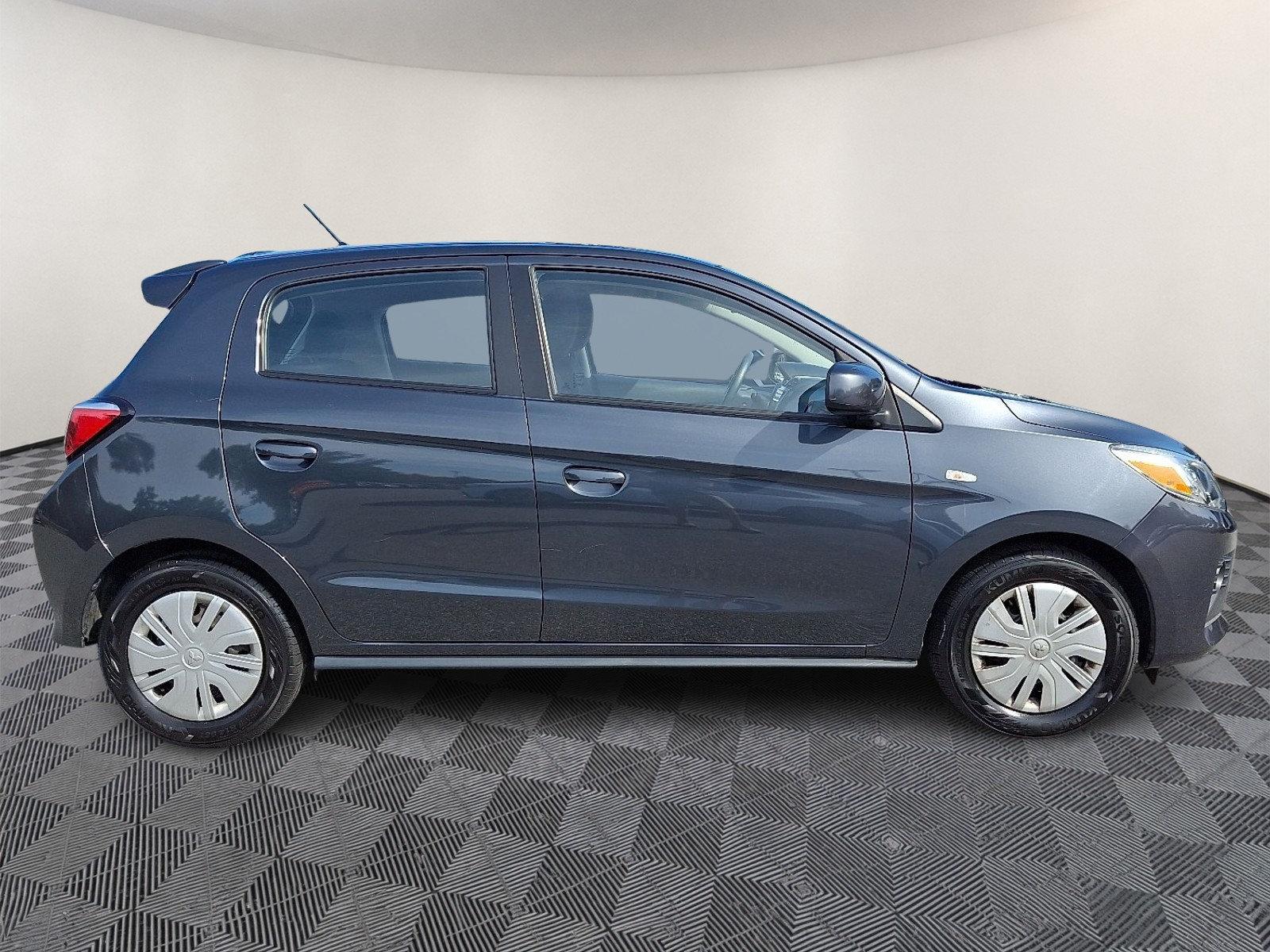 Used 2024 Mitsubishi Mirage ES FWD image 7