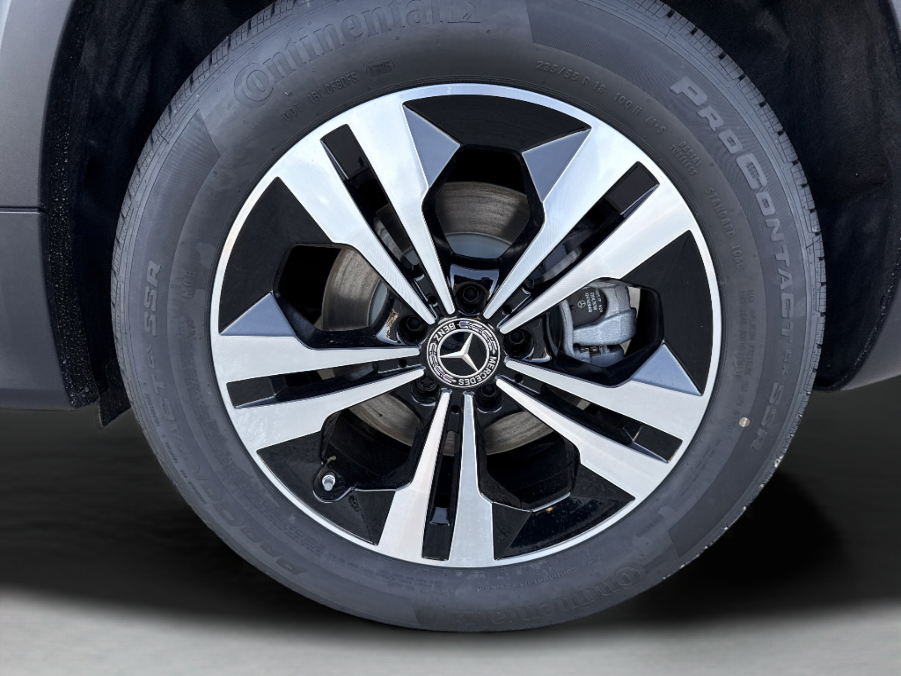 New 2026 Mercedes-Benz GLB 250 image 14