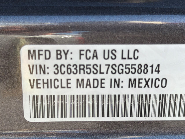 Used 2025 RAM 2500 Limited AWD/4WD image 32