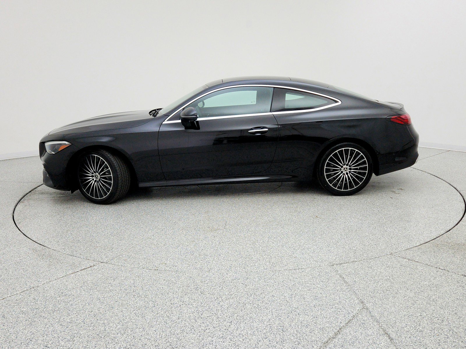 New 2026 Mercedes-Benz CLE 450 4MATIC Coupe image 9