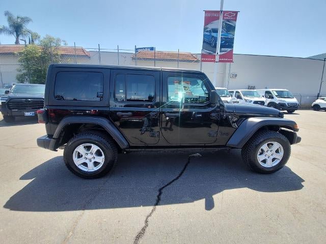 Used 2022 Jeep Wrangler Unlimited Sport AWD/4WD image 9