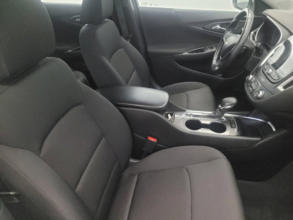 Used 2022 Chevrolet Malibu RS image 21