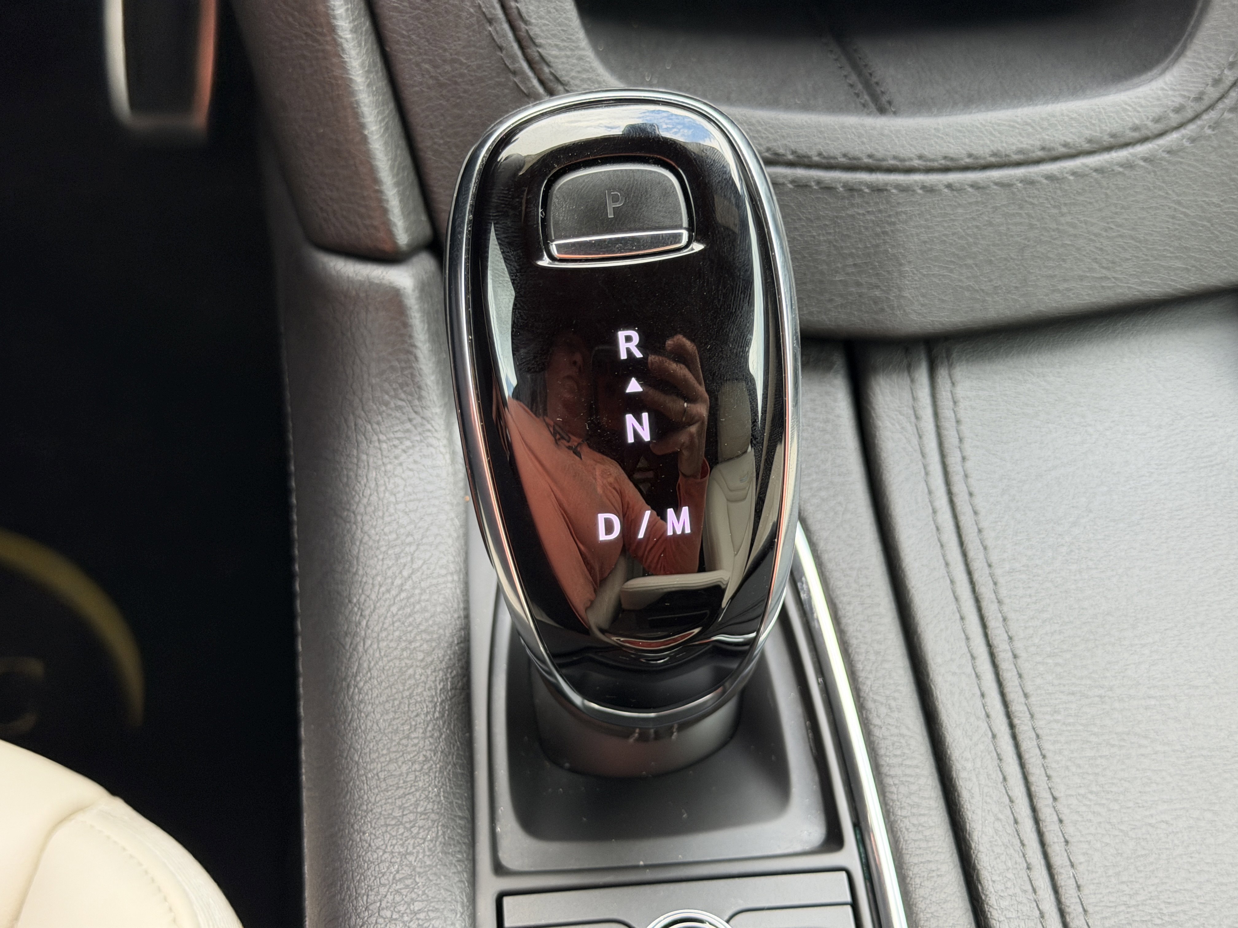 Certified 2025 Cadillac XT6 Sport w/ Technology Package image 27