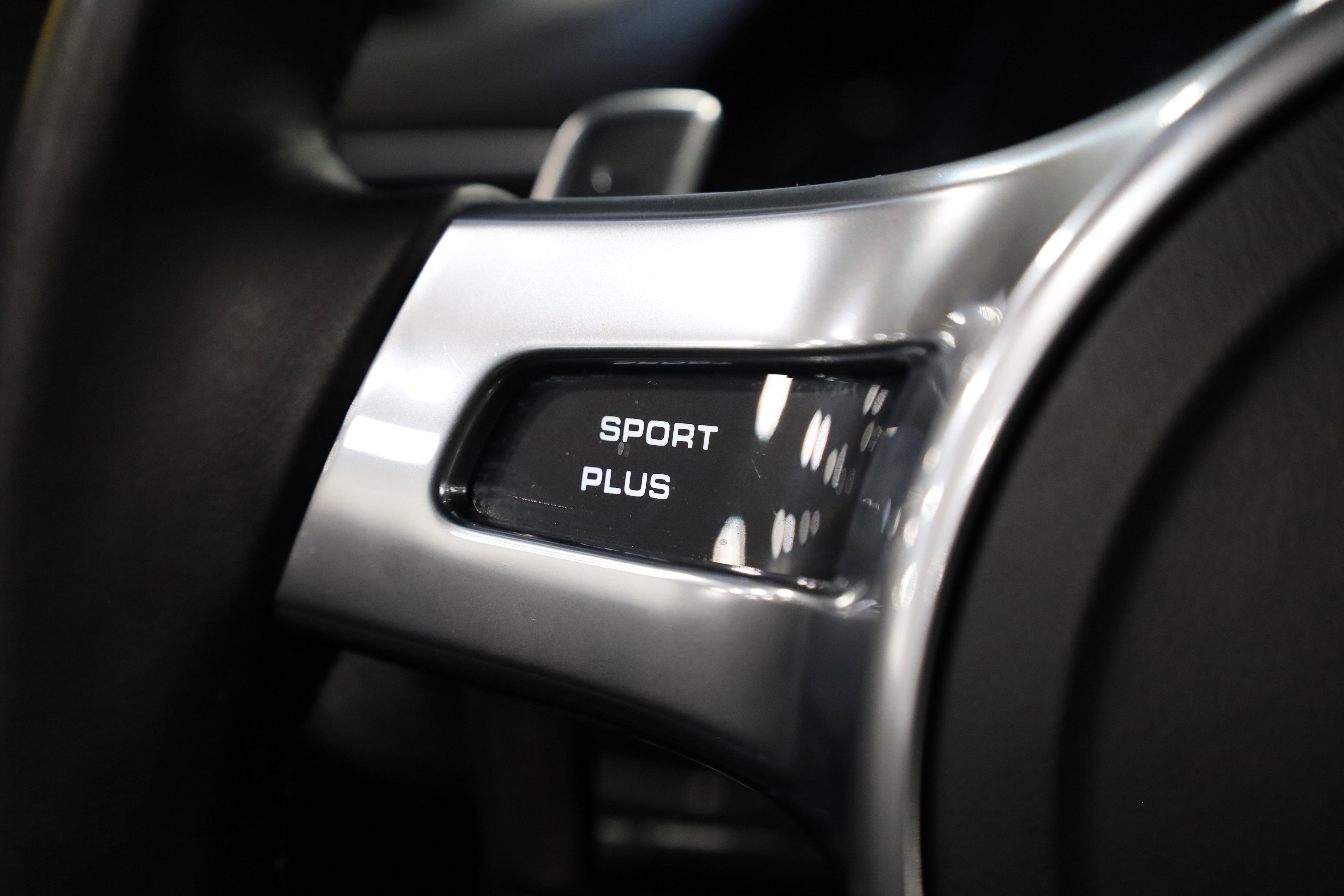 Used 2013 Porsche 911 Carrera 4S image 24