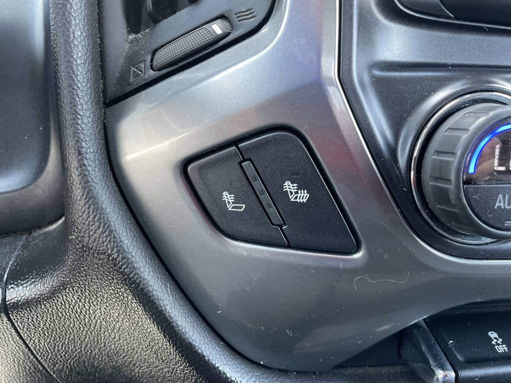 Used 2015 Chevrolet Silverado 1500 LT w/ Custom Sport Edition AWD/4WD image 30