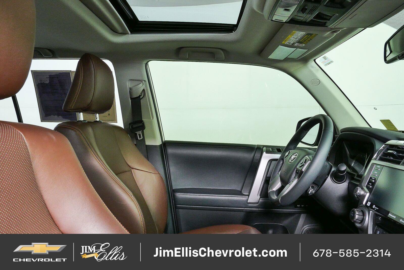 Used 2021 Toyota 4Runner Limited AWD/4WD image 19